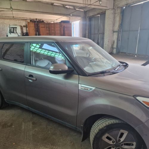 Автомобиль KIA SOUL EV (электромобиль), находящийся по адресу: г. Гомель, ул. Химзаводская, 5.