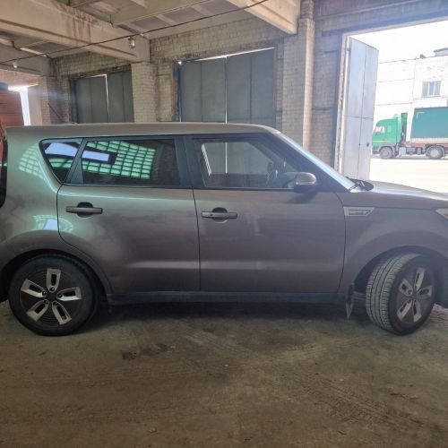 Автомобиль KIA SOUL EV (электромобиль), находящийся по адресу: г. Гомель, ул. Химзаводская, 5.
