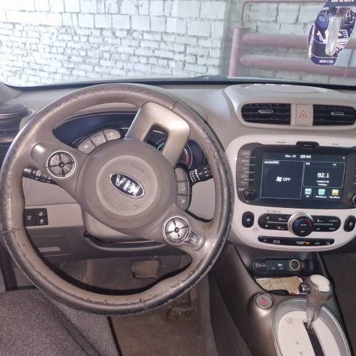 Автомобиль KIA SOUL EV (электромобиль), находящийся по адресу: г. Гомель, ул. Химзаводская, 5