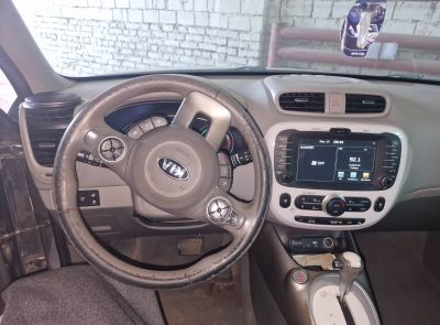Автомобиль KIA SOUL EV (электромобиль), находящийся по адресу: г. Гомель, ул. Химзаводская, 5